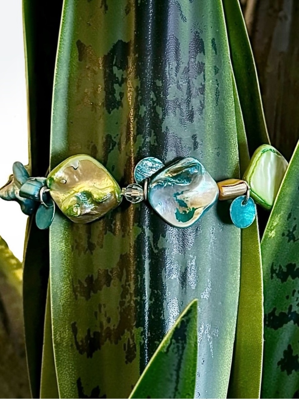 Green Iridescent Shell Nugget Stretch Bracelet Teal Accent Discs Boho Coastal